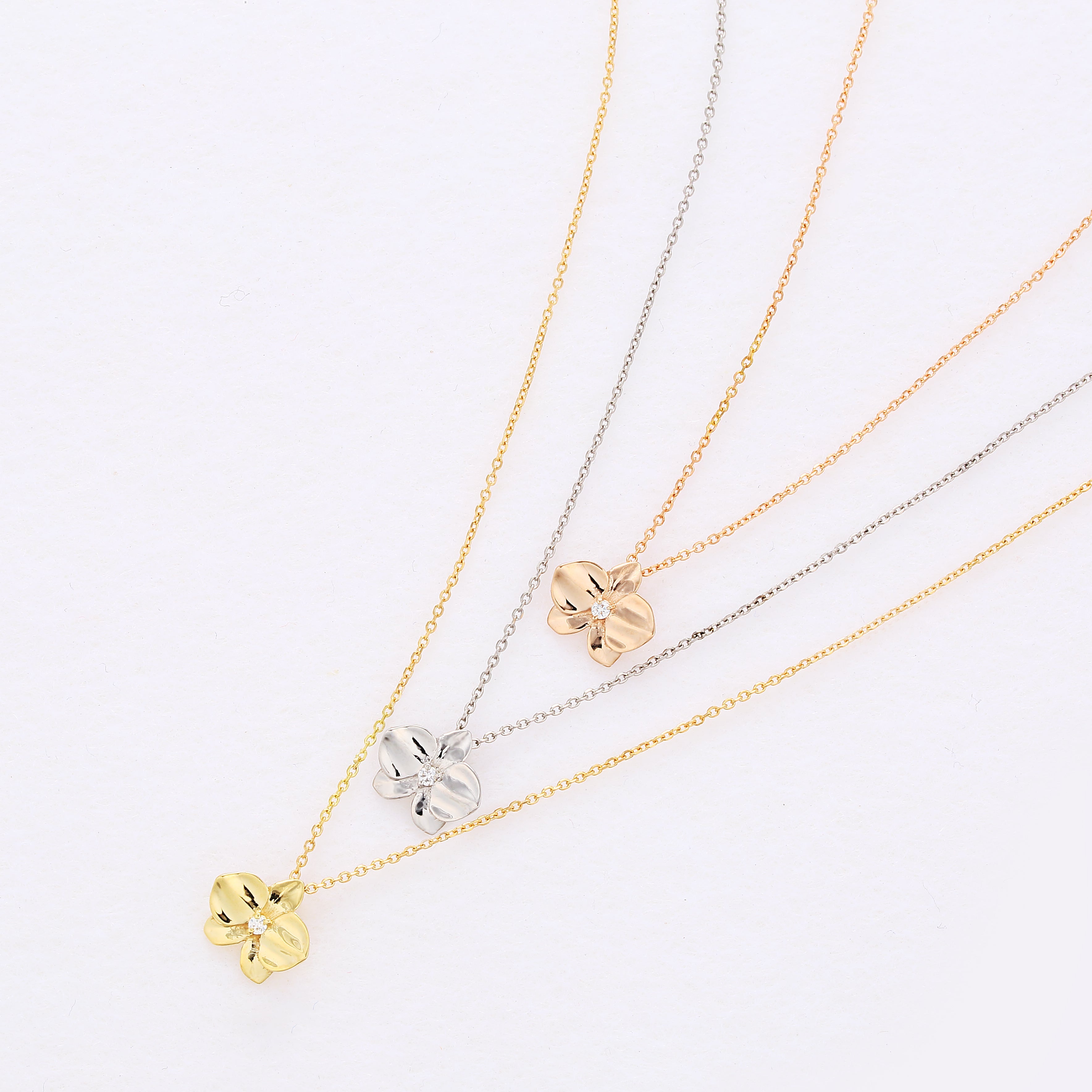 Orchid / 胡蝶蘭 ネックレス | ベルブランシュ - ​BELLE BLANCHE ORDER